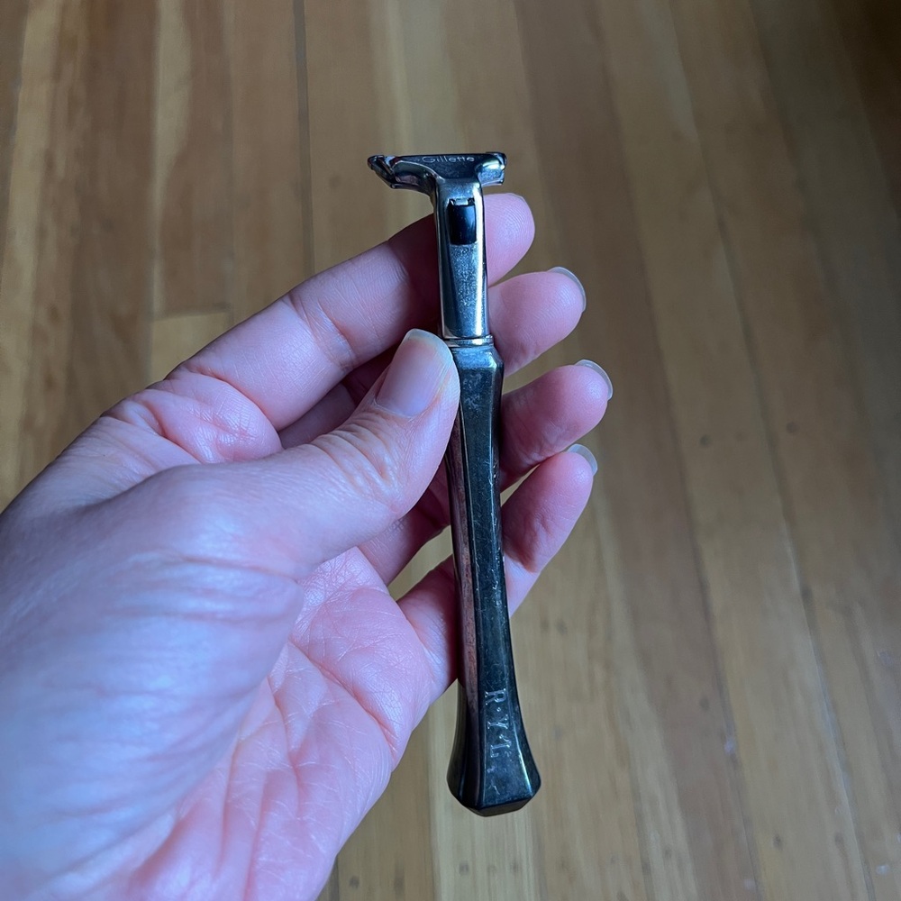 Vintage Silverplate razor holder shaver silver Reed & Barton men’s grooming tool